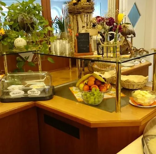 Hotel Rabennest Raben Steinfeld